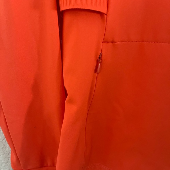 Fabletics exercise set - Picture 4 of 10